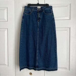 BDG Dark Wash Skirt Size Medium Urban Outfitters